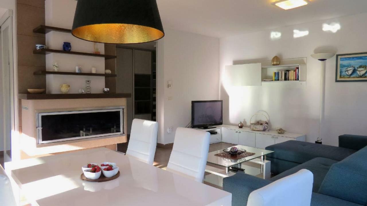 شقة House Mia Ližnjan المظهر الخارجي الصورة